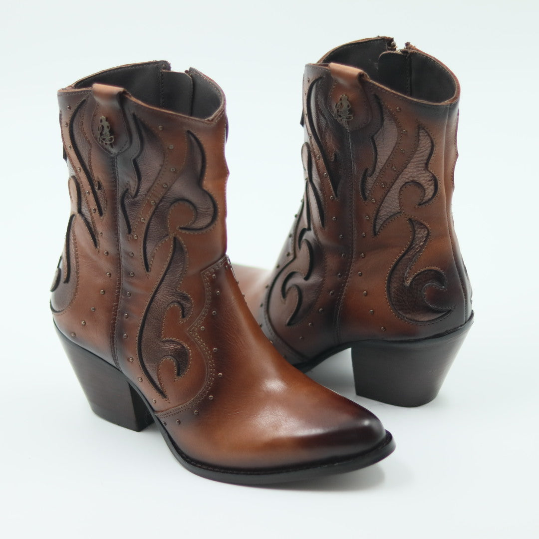 BOTIN VAQUERO PARA DAMA DE PIEL MODELO YUKON SHEDRON