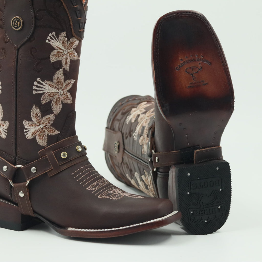 BOTA VAQUERA PARA DAMA DE PIEL MODELO COPETE