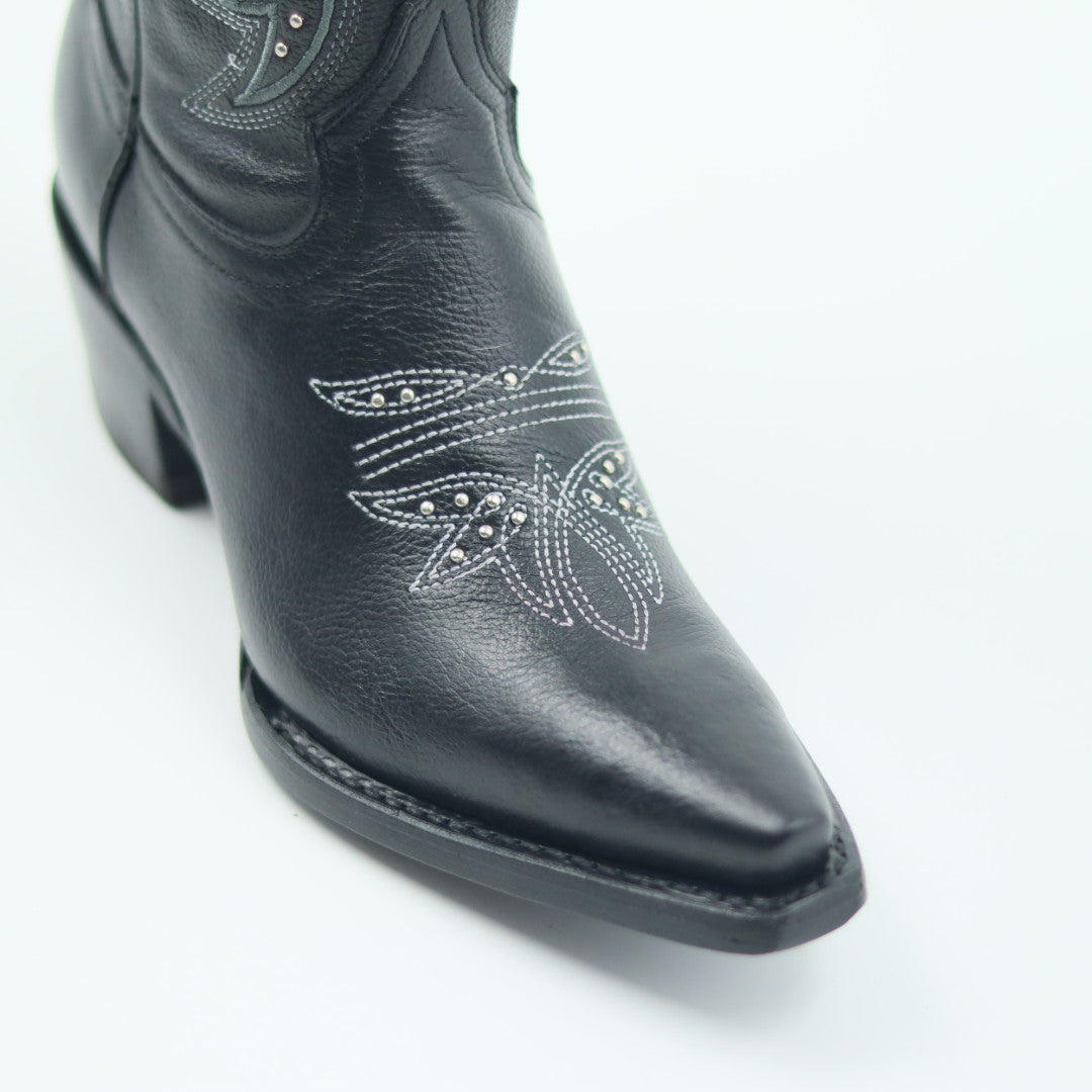 BOTA VAQUERA PARA DAMA DE PIEL MODELO DAKOTA