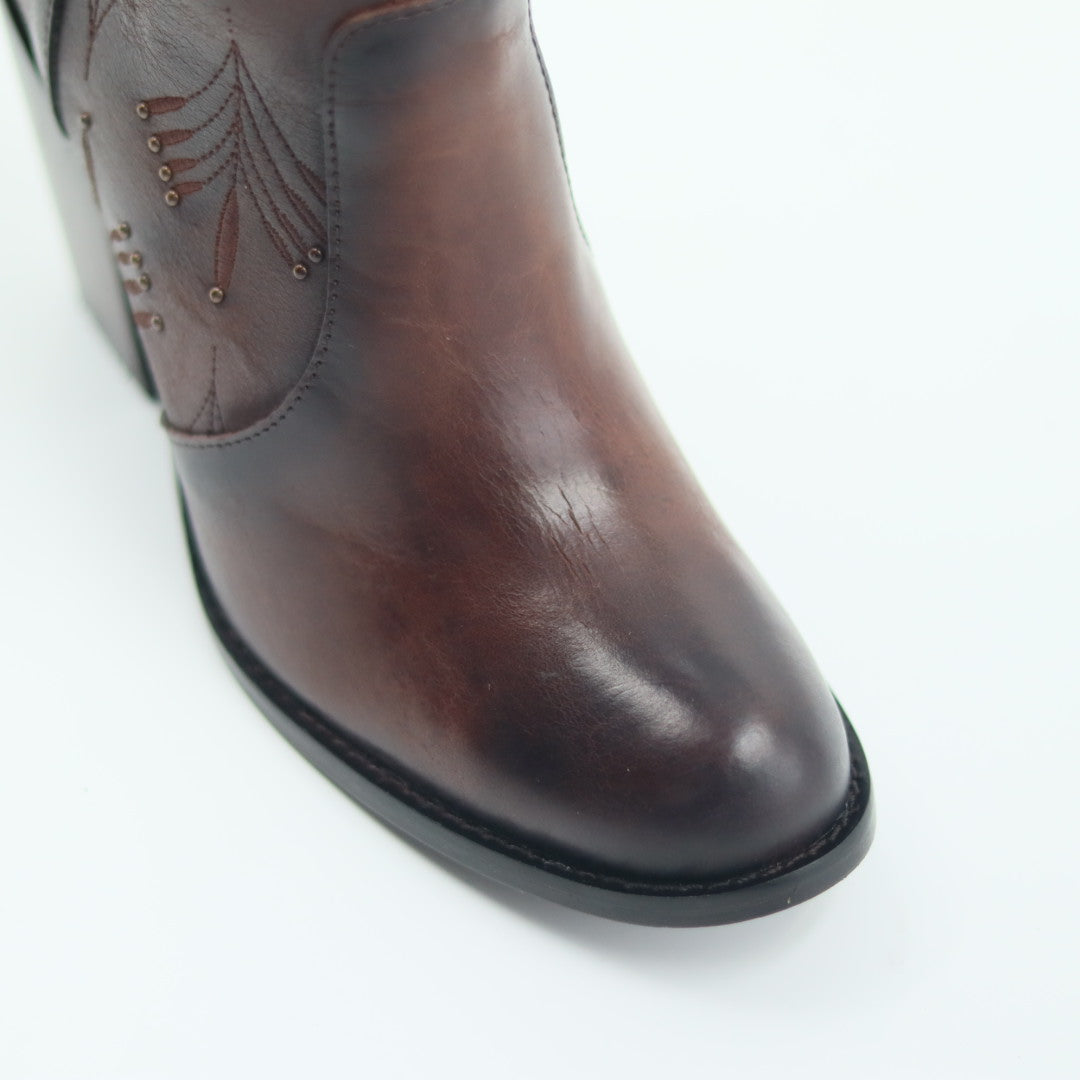BOTA VAQUERA PARA DAMA DE PIEL MODELO SOBERBIA